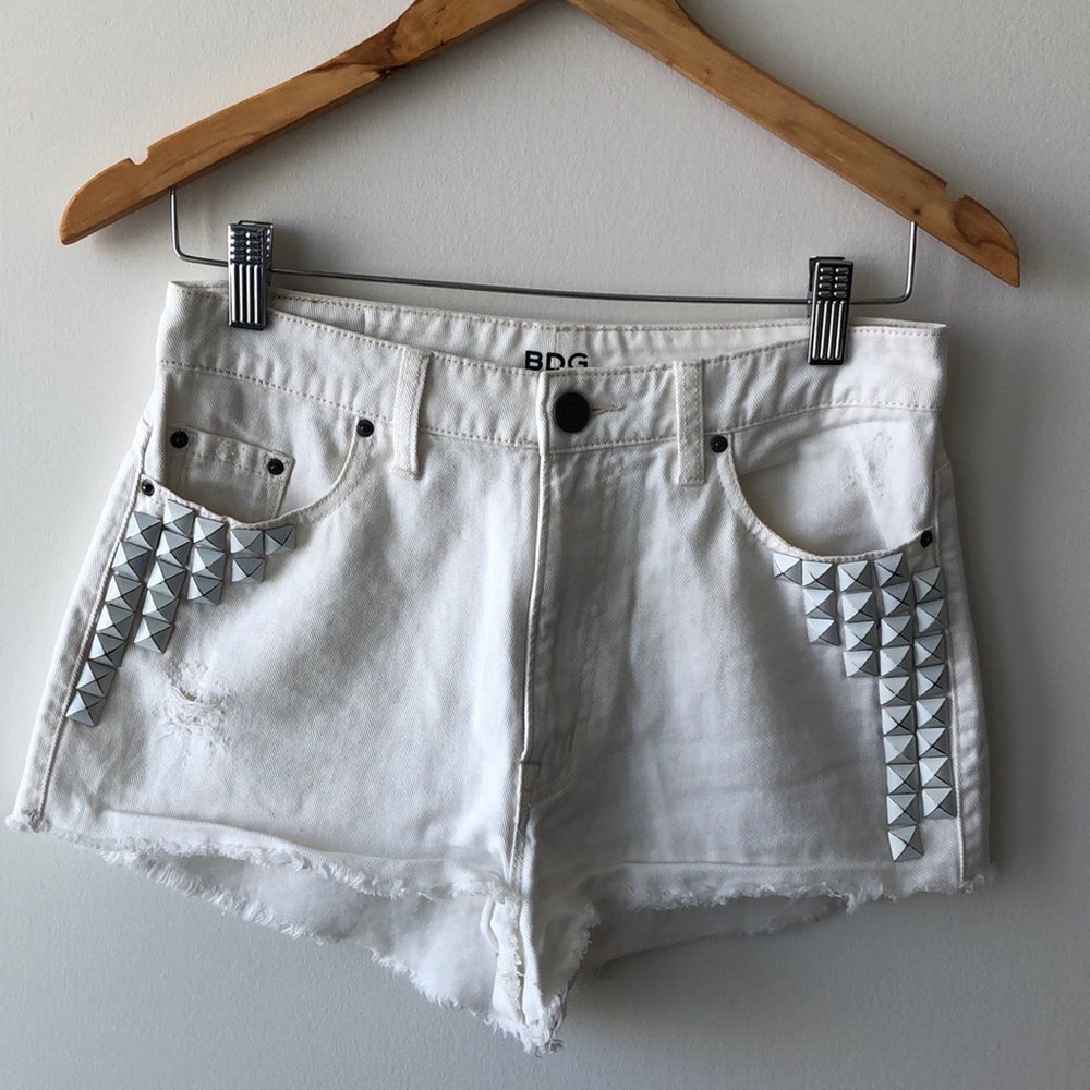 BDG Hight Rise Drew Cheeky White Shorts